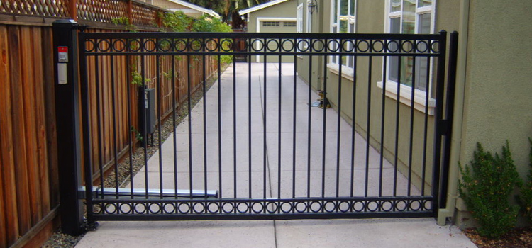 Swing Gate Repair Agua Dulce